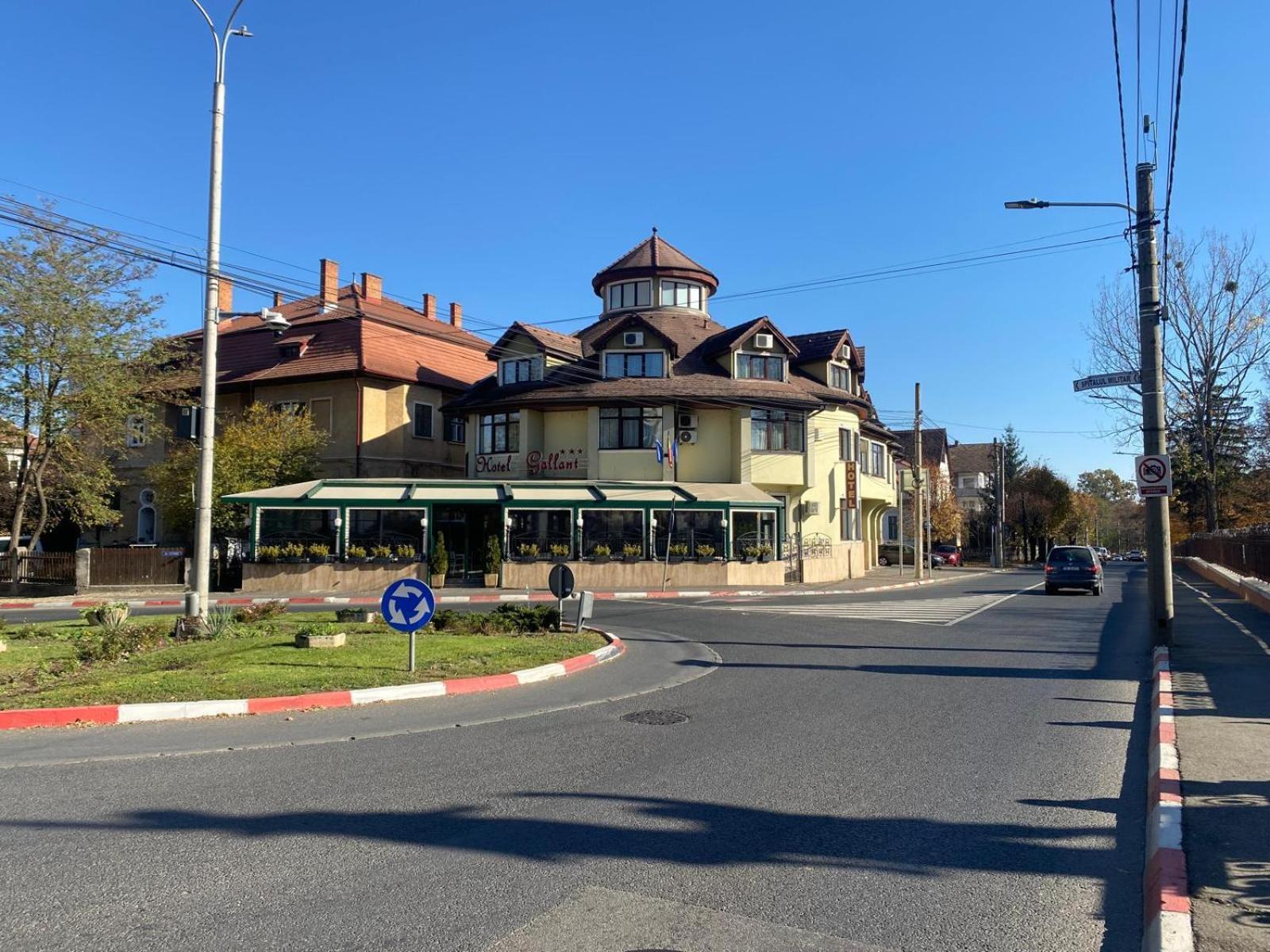 Hotel Gallant Сибиу Экстерьер фото